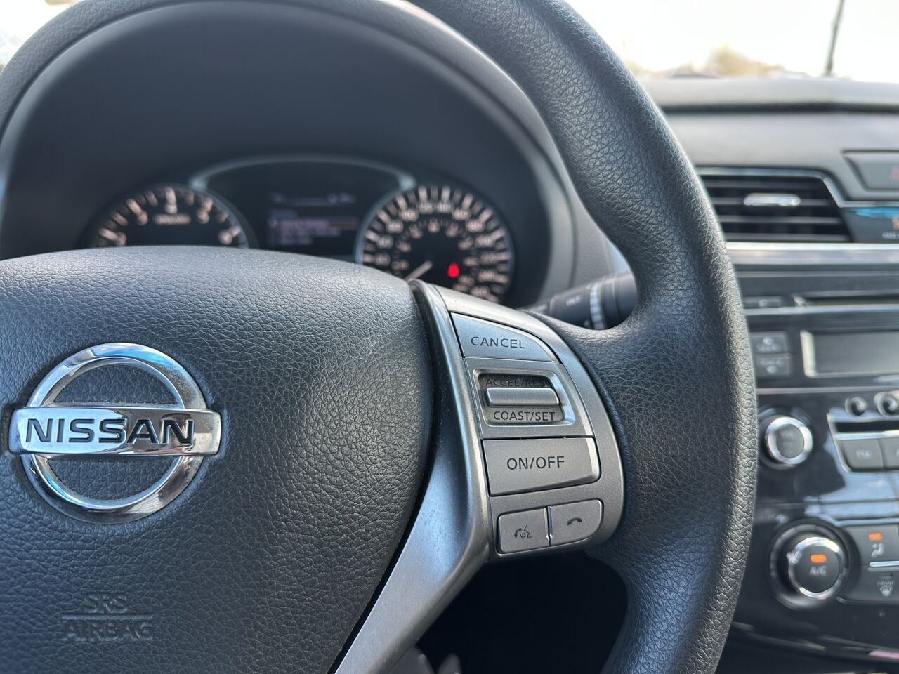 NISSAN ALTIMA 2.5/S/SV/SL Berline 4 portes, 4 cyl. en ligne, CVT 2,5 2015 Gatineau - photo #5