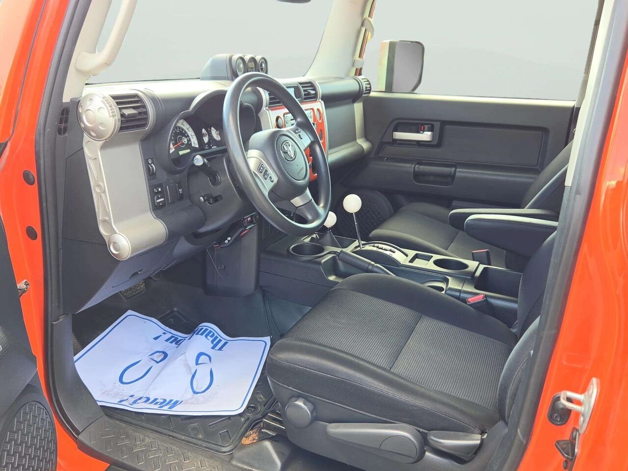 Toyota FJ Cruiser 2013 Orange Gatineau - photo #13