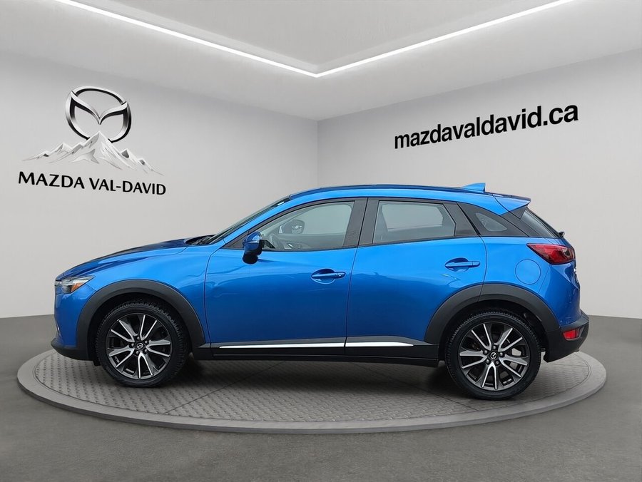 Mazda CX-3 Traction intégrale, 4 portes GT, Sièges chauffant, Toit ouvrant, Navigation 2016 Bleu
