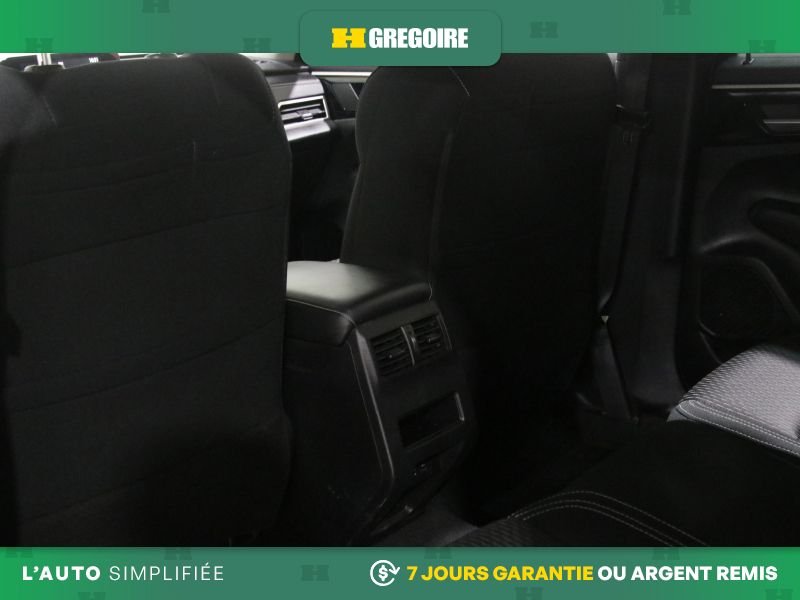 2022 Mitsubishi Outlander Blue Laval - photo #26
