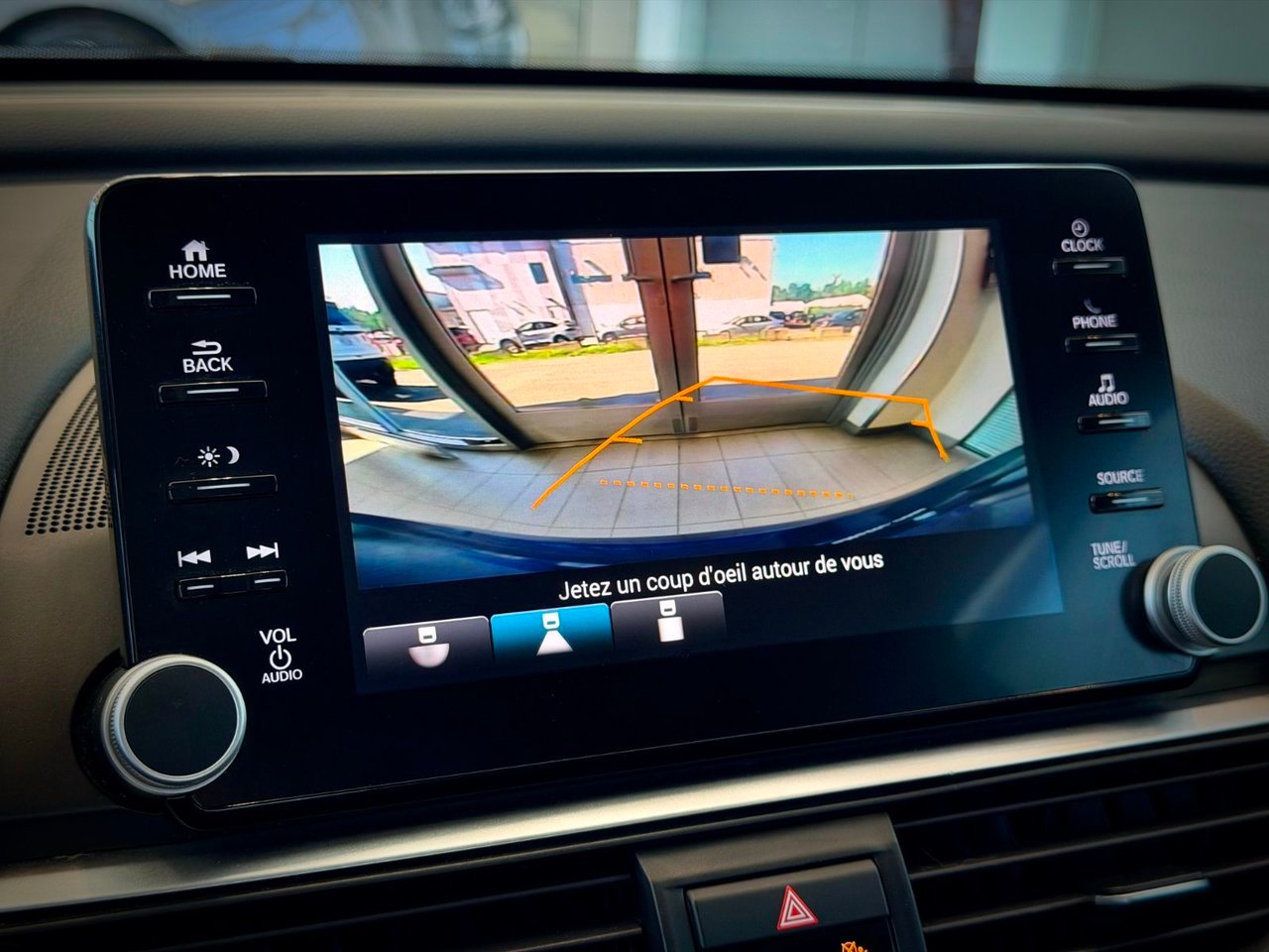 Honda Accord Sedan 2018 Bleu Notre-Dame-des-Prairies - photo #29