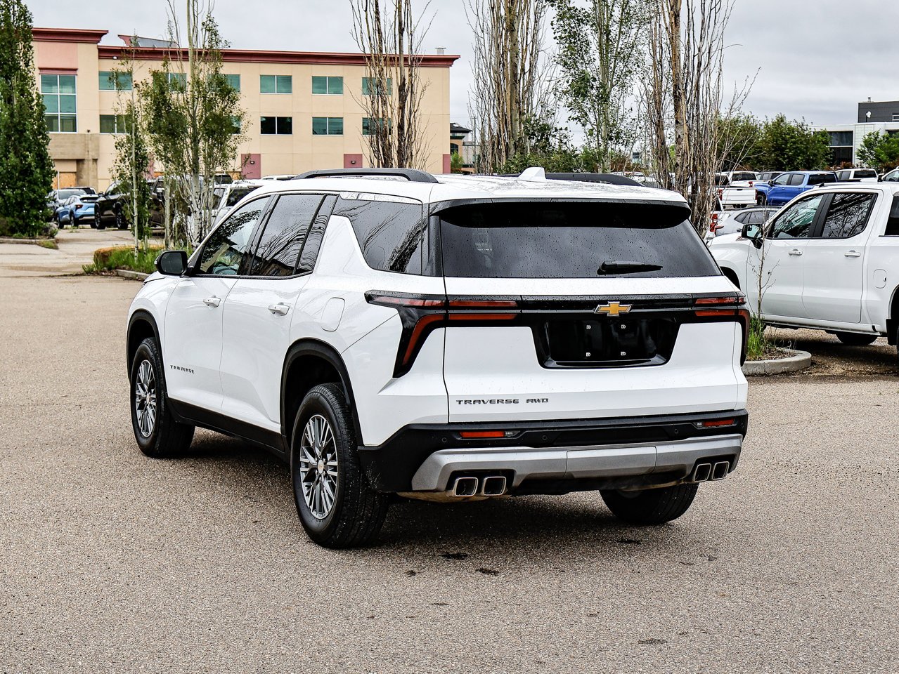 2026 Chevrolet Traverse AWD 4dr LT White Sherwood Park - photo #10