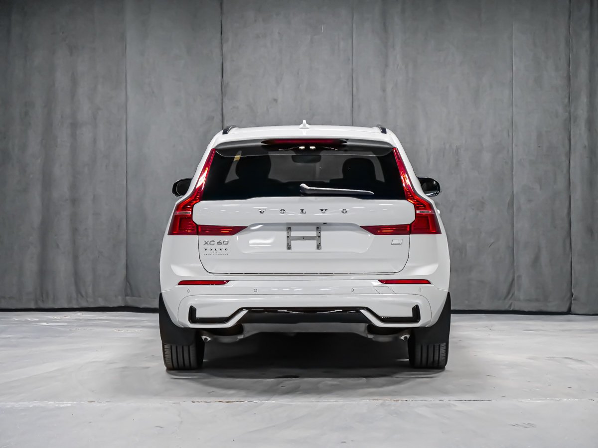 2022 Volvo XC60 Recharge T8 R-DESIGN CLIMATE BOWERS AIR SUSPENSION White Montreal - photo #5