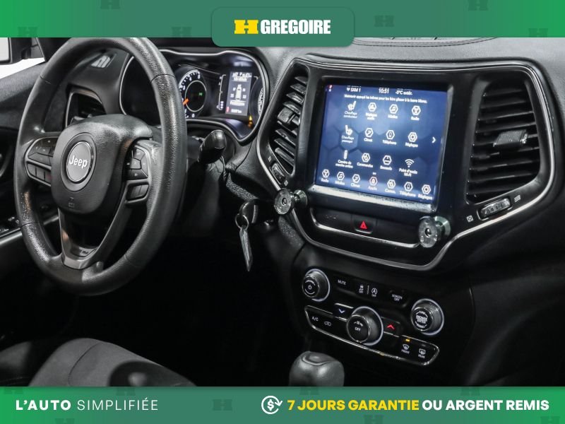 2022 Jeep Cherokee White Laval - photo #24
