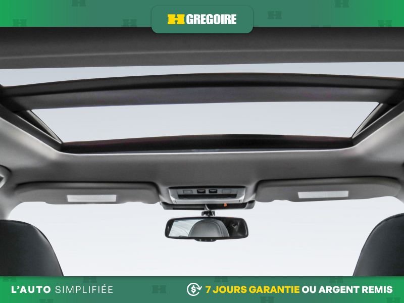 Mitsubishi Outlander V3570 | SEL TOIT PANO + SIEGE CHAUFANT 2023 Noir Laval - photo #28