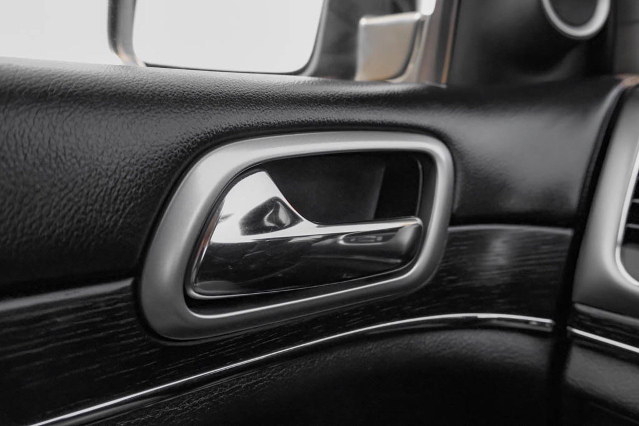 2017 Jeep Grand Cherokee 4WD 4dr Summit Black Sherwood Park - photo #17