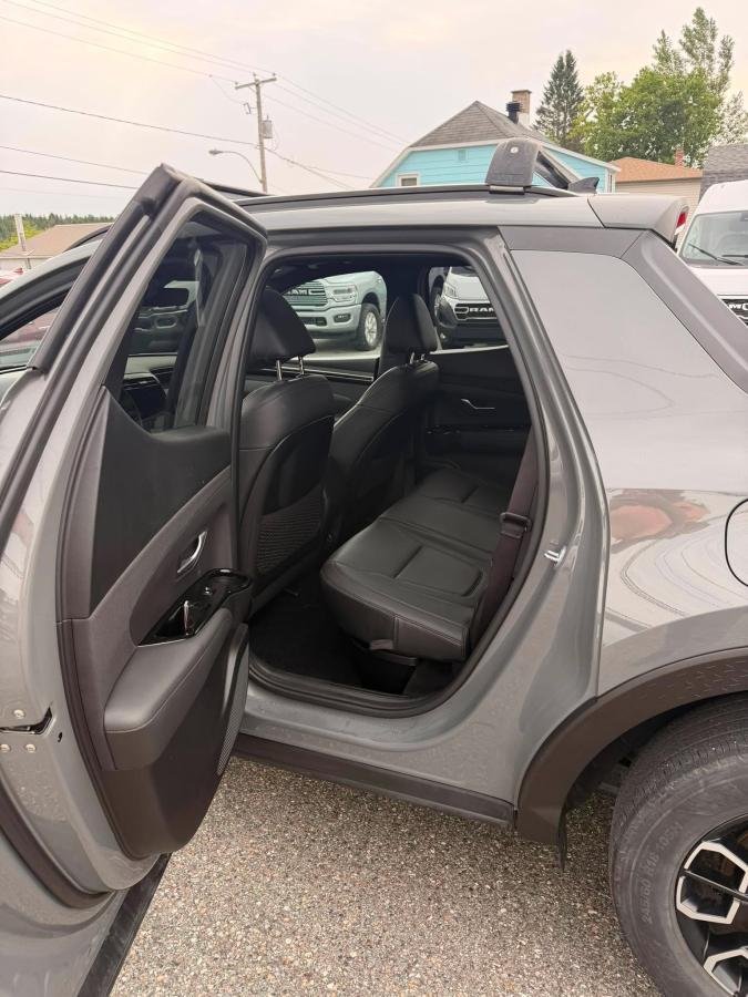 Hyundai Santa Cruz 2023 Gris Lac Mégantic - photo #9