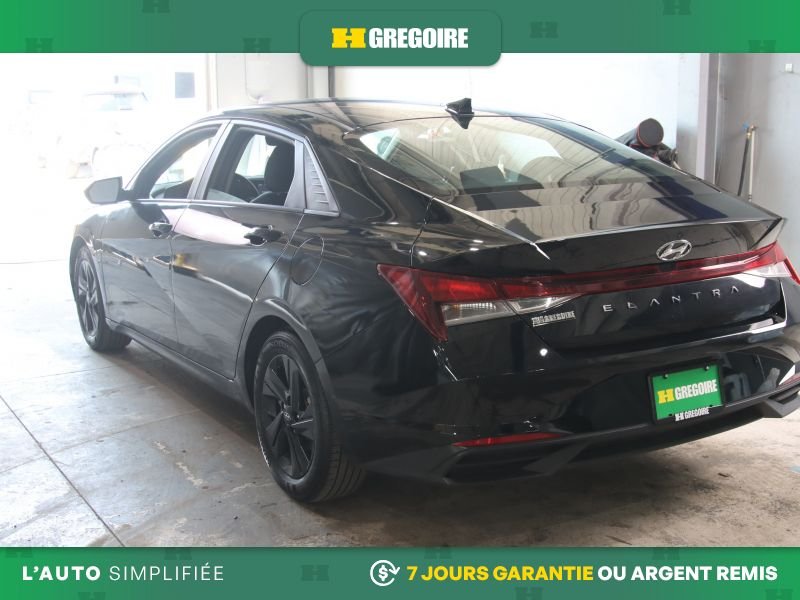 Hyundai Elantra 820686 | Preferred AUTO A/C MAGS TOIT CAM RECUL BLUETOOTH 2022 Noir Laval - photo #4