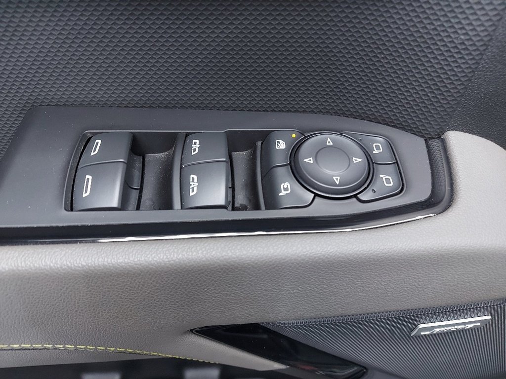 Chevrolet Silverado ZR2 1500 2023 Noir Blainville - photo #17