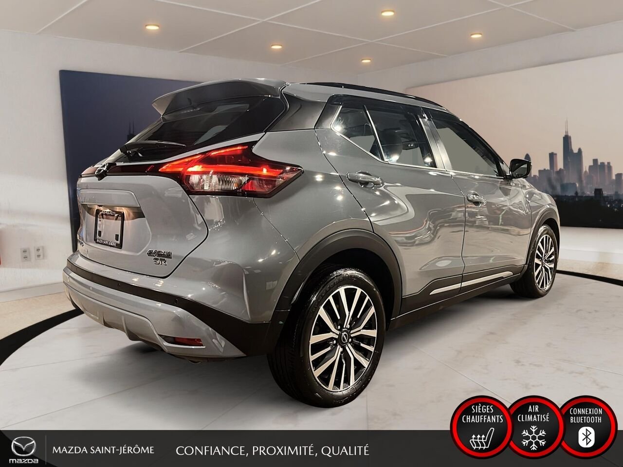 2023 Nissan Kicks SR | BOSE | CUIR | MAGS NOIR | Grey Saint-Jérôme - photo #5