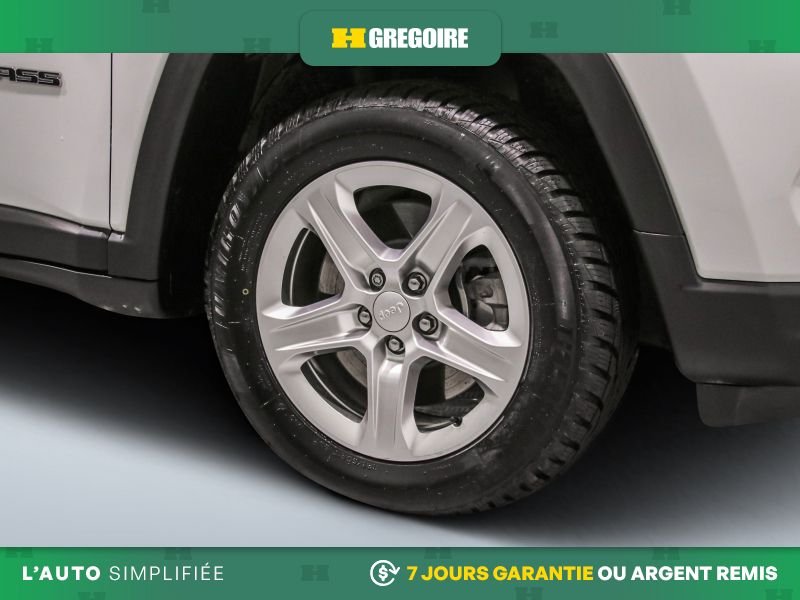 2023 Jeep Compass White Laval - photo #29