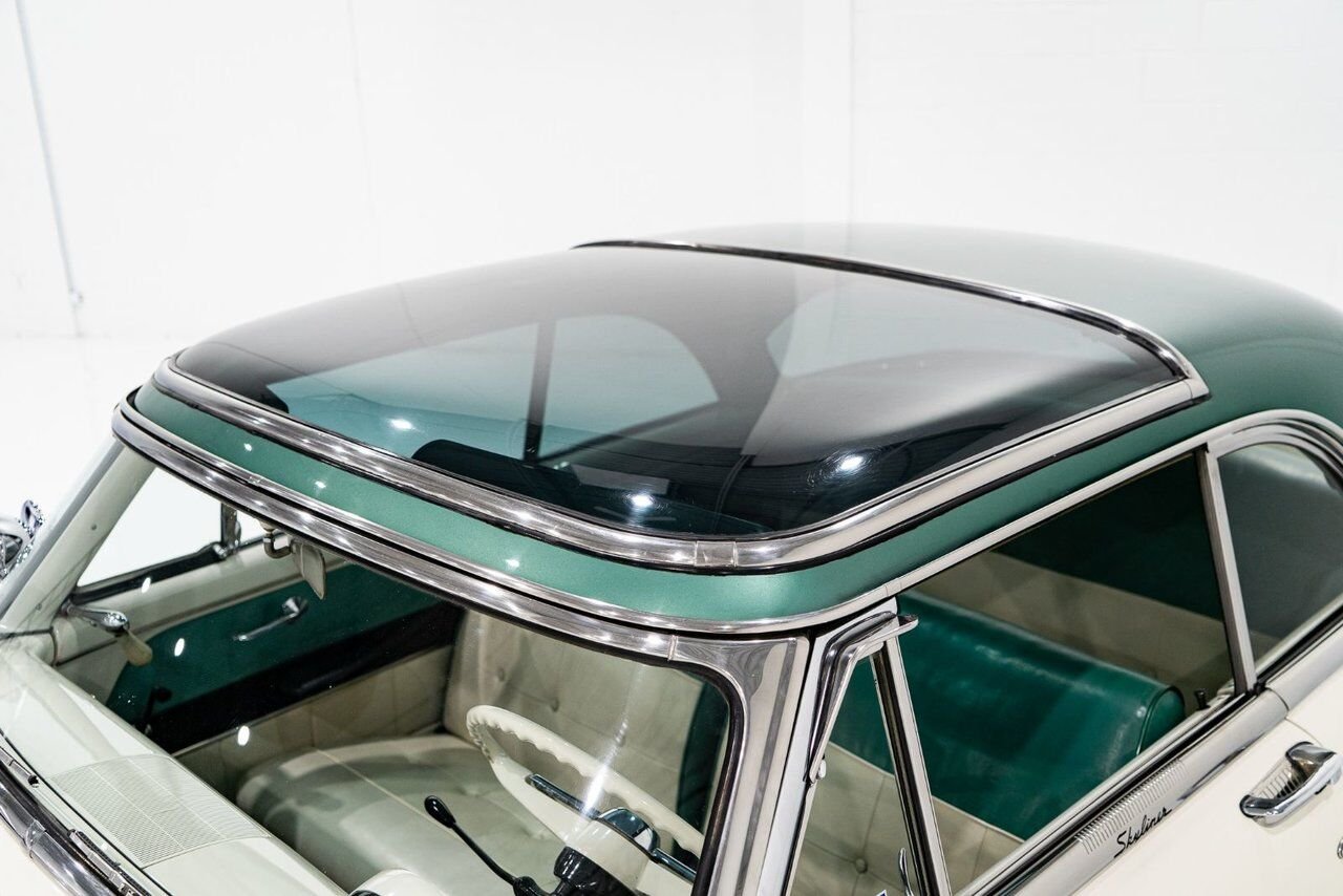 Ford Crestline Skyliner rare glass top long term ownership 1954 Blanc Montréal - photo #48