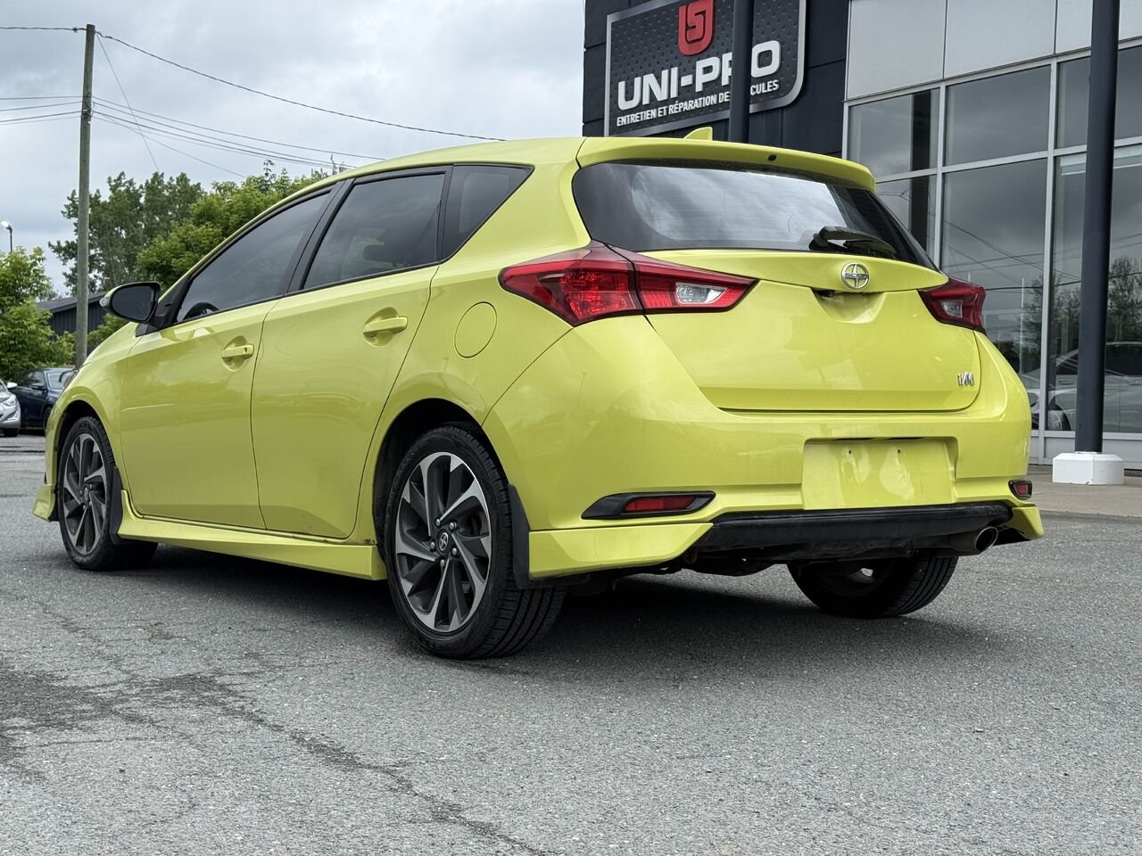 Scion iM Hatchback 2016 Beige Granby - photo #4