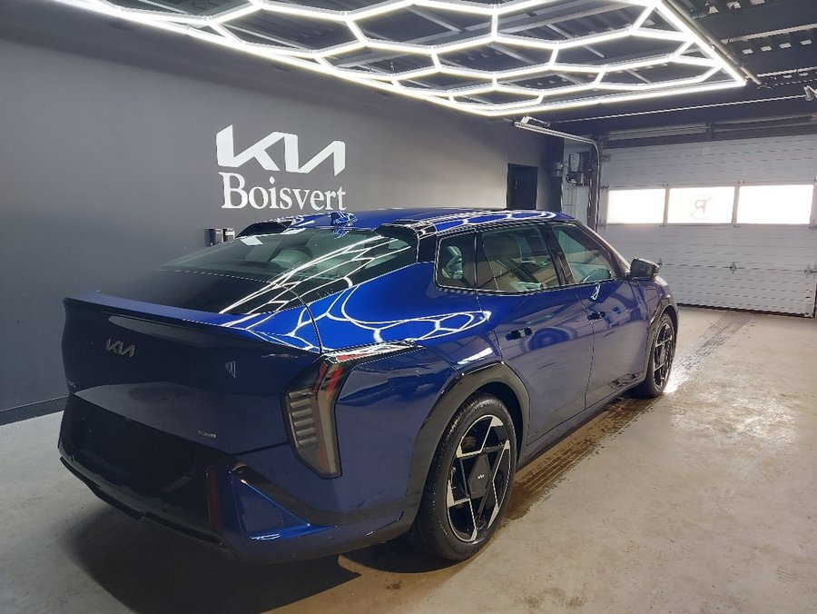 2026 Kia EV4 2026 Yacht Blue