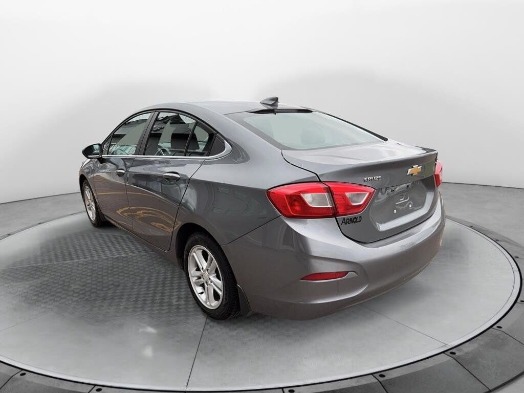 2018 Chevrolet Cruze VIN 1G1BE5SMXJ7122938 Grey Baie-Comeau - photo #3