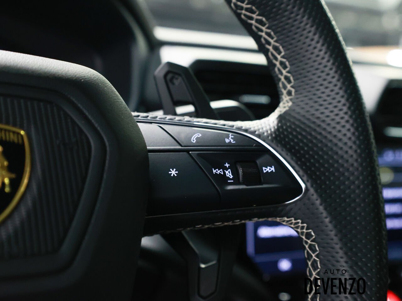 Lamborghini Urus 2022 Blanc Saint-Eustache - photo #18