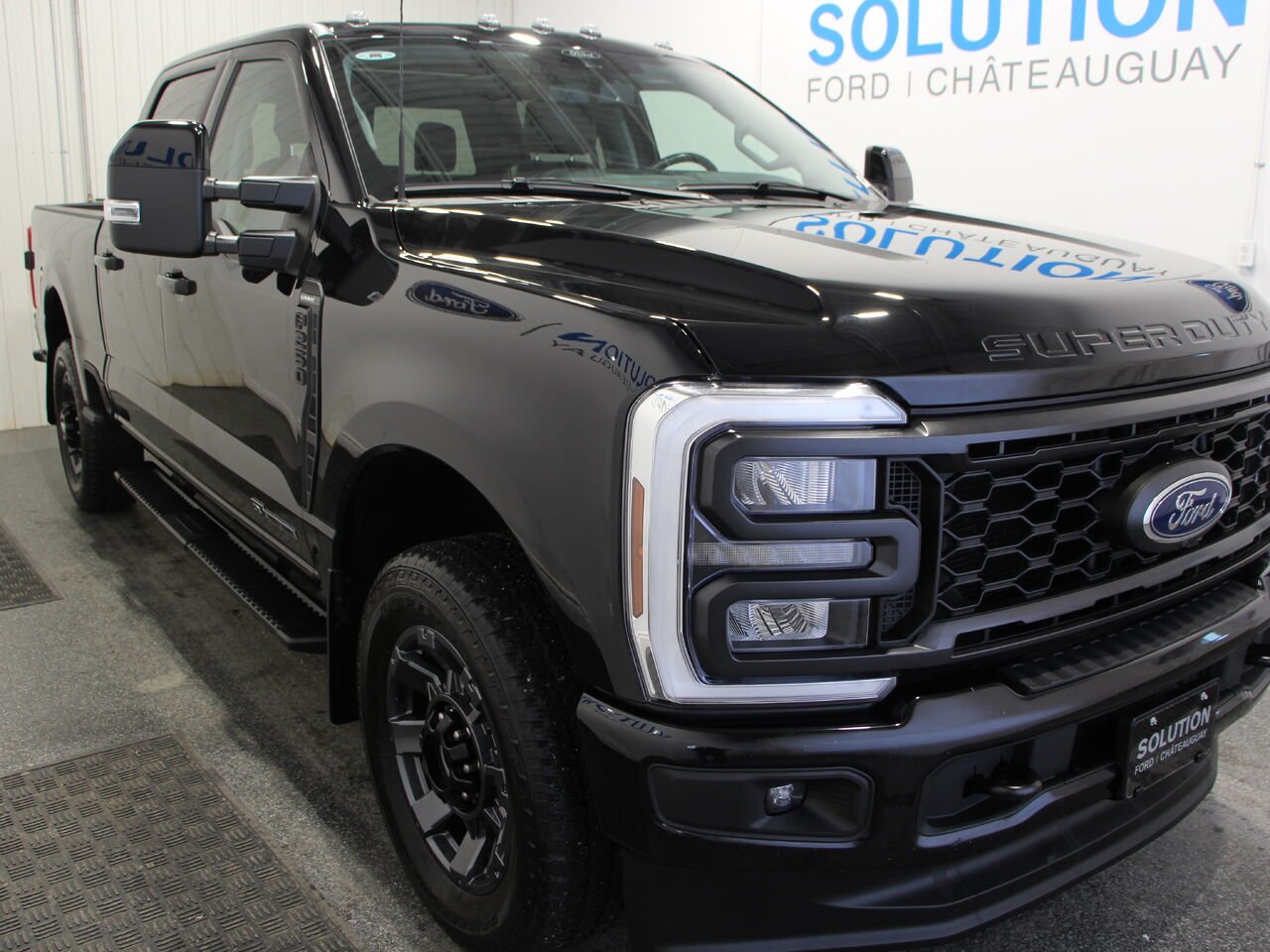 2024 Ford Super Duty F-250 SRW Agate Black Metallic Châteauguay - photo #1