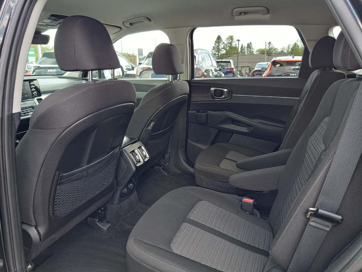 2023 Kia Sorento Black Lac Mégantic - photo #10