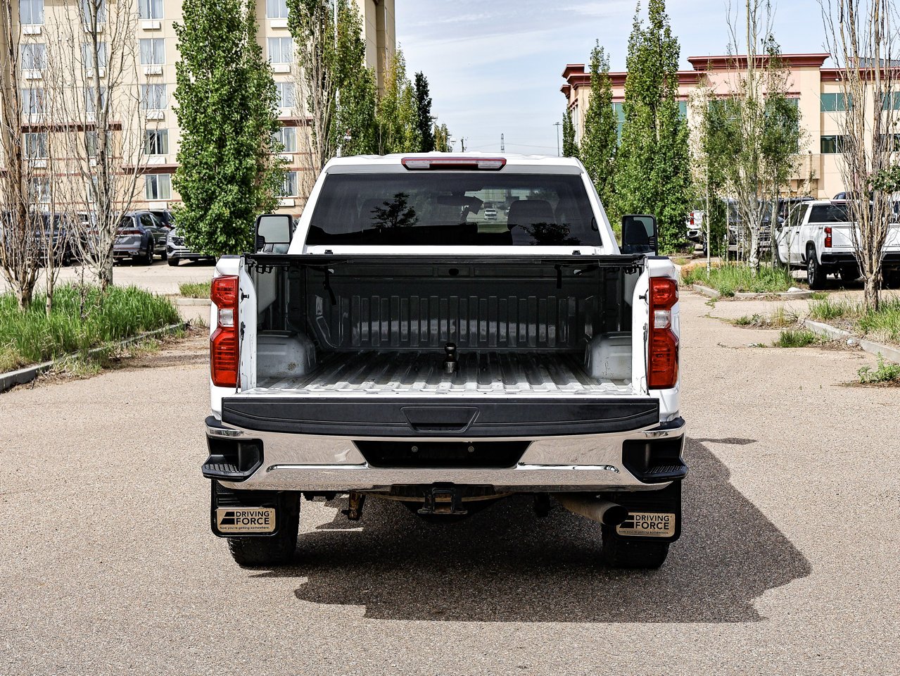 2022 Chevrolet Silverado 2500HD 4WD Double Cab 149 Work Truck White Sherwood Park - photo #14