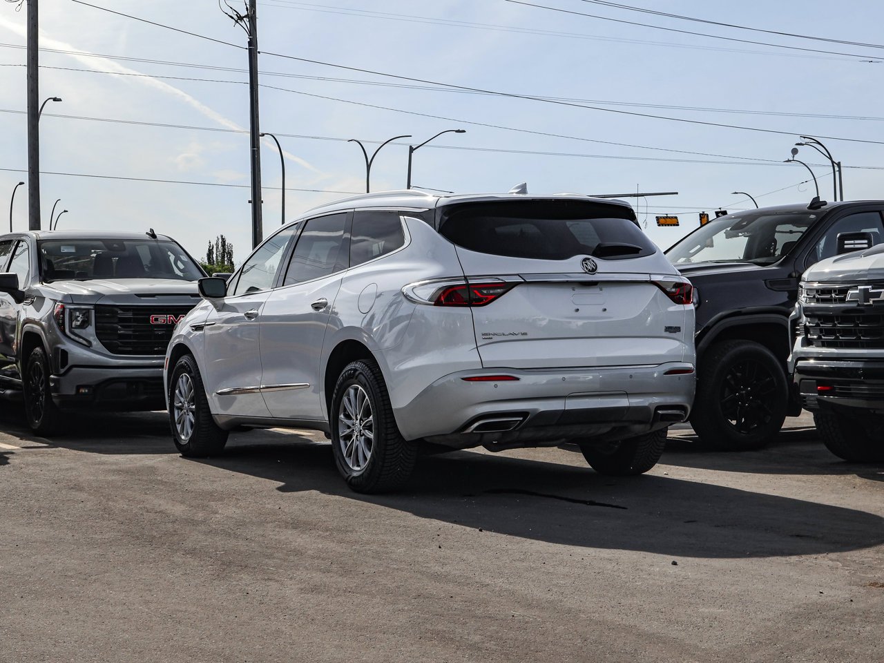 2024 Buick Enclave AWD 4dr Premium White Sherwood Park - photo #5