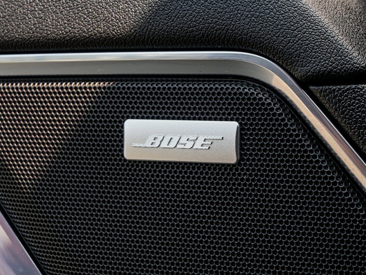 2025 Chevrolet Silverado 1500 4WD Crew Cab 147 LT Trail Boss Black Sherwood Park - photo #18