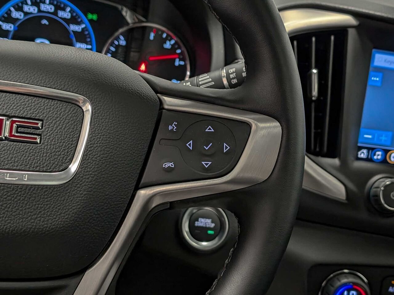 GMC Terrain DENALI AWD Toit Pano 11 859 KM Seulement!!! 2024 Noir Sherbrooke - photo #20