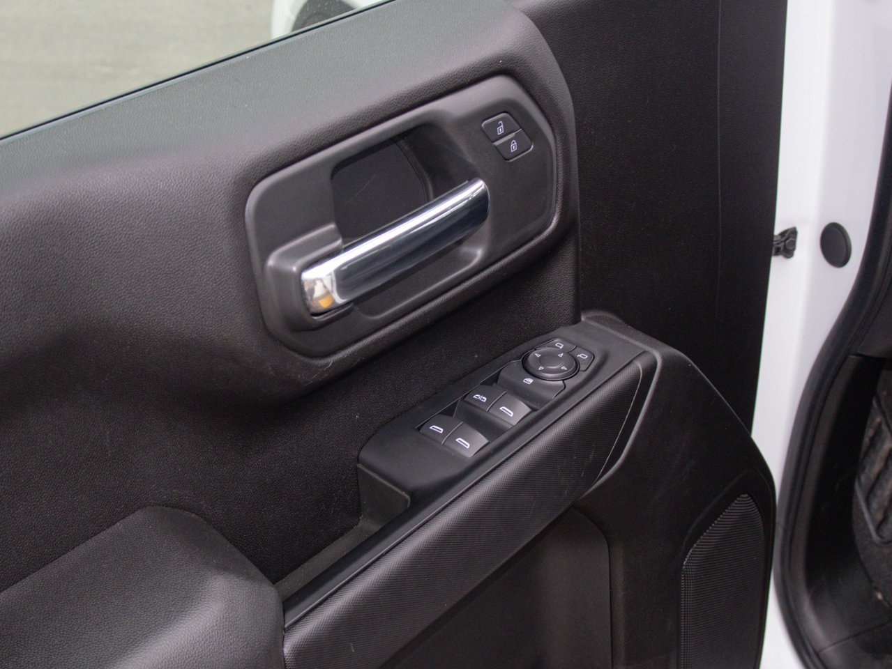 2024 GMC Sierra 1500 4WD Crew Cab 147 Pro White Sherwood Park - photo #19