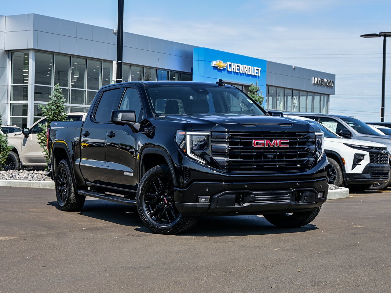 2025 GMC Sierra 1500 4WD Crew Cab 147 Elevation Black Sherwood Park - photo #1