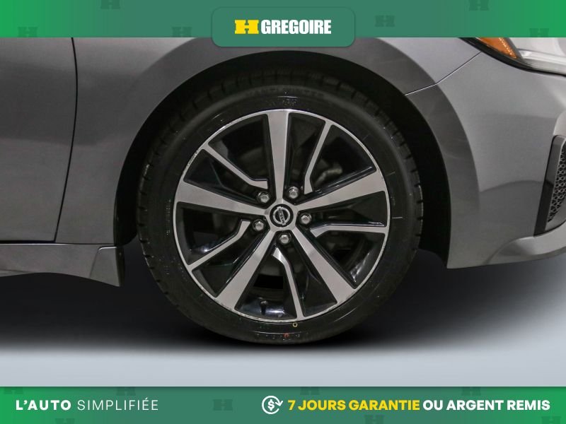 Nissan Maxima 2022 Gris Laval - photo #29