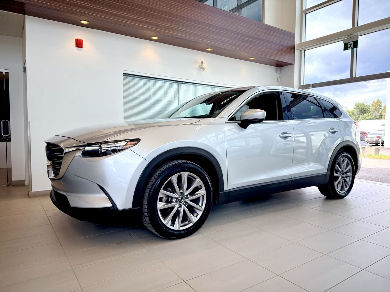 2022 Mazda CX-9 Grey Notre-Dame-des-Prairies - photo #3