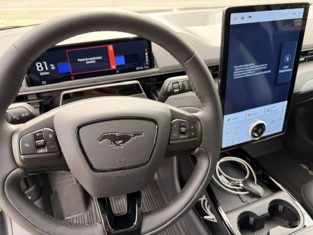 Ford Mustang Mach-E PREMIUM AWD MACH-E PREMIUM AWD GROSSE BATTERIE 2023 Noir Châteauguay - photo #9