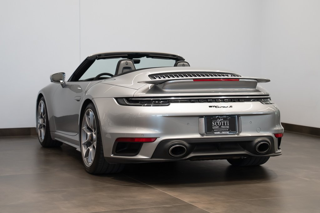 Porsche 911 Turbo S cabriolet 2023 Argent Kirkland - photo #5
