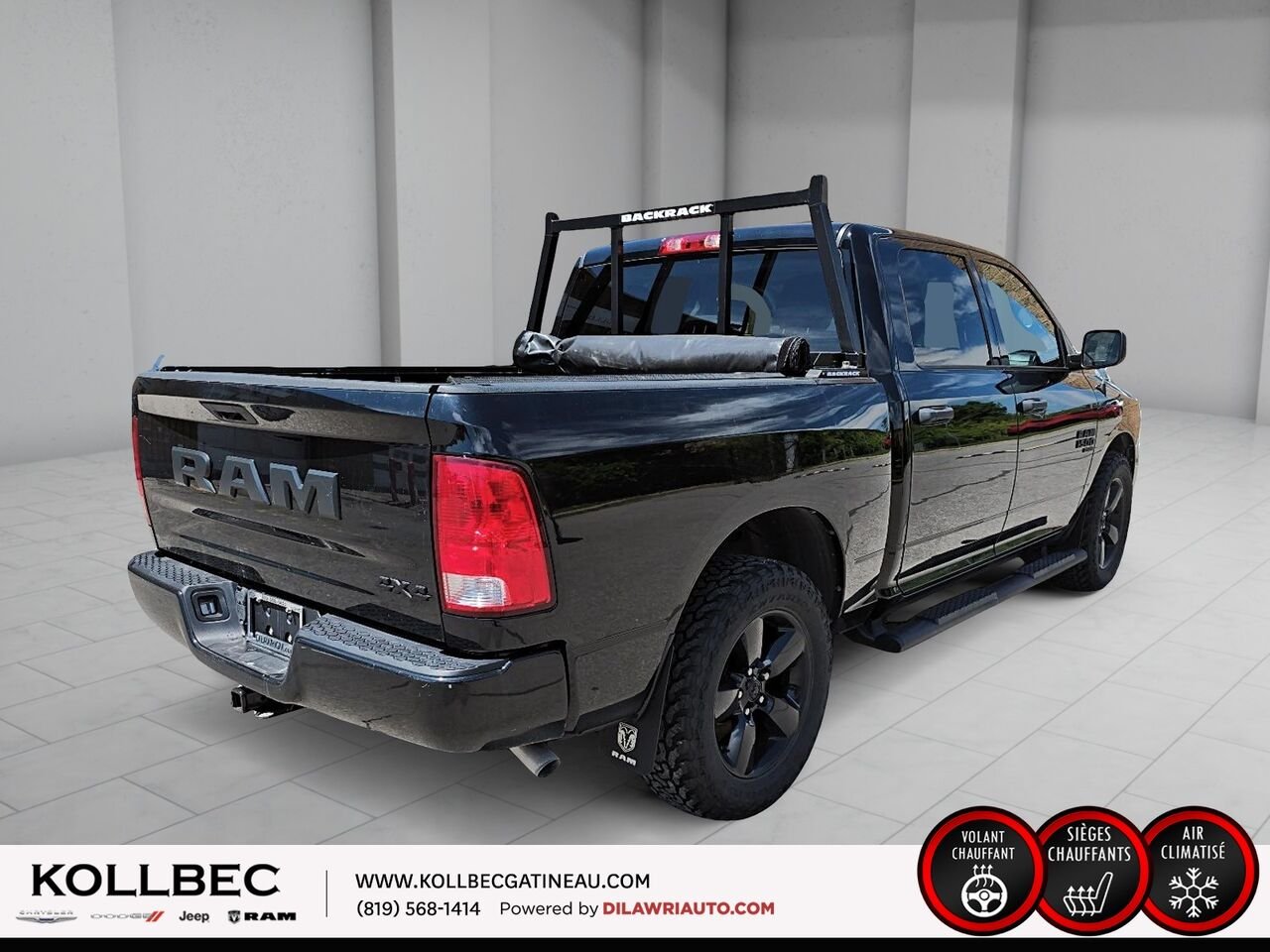 RAM 1500 CLASSIC Express Night Edition Crewcab 4x4 2023 Noir Ottawa & Gatineau - photo #14