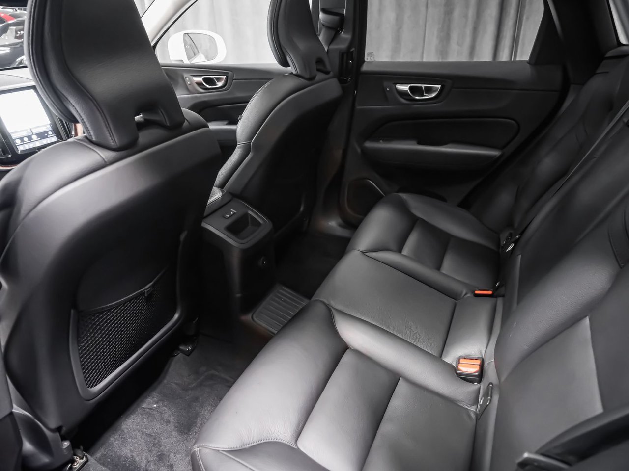 Volvo XC60 Recharge T8 INSCRIPTION EXPRESSION CLIMATE PREMIUM 2022 Blanc Montréal - photo #7