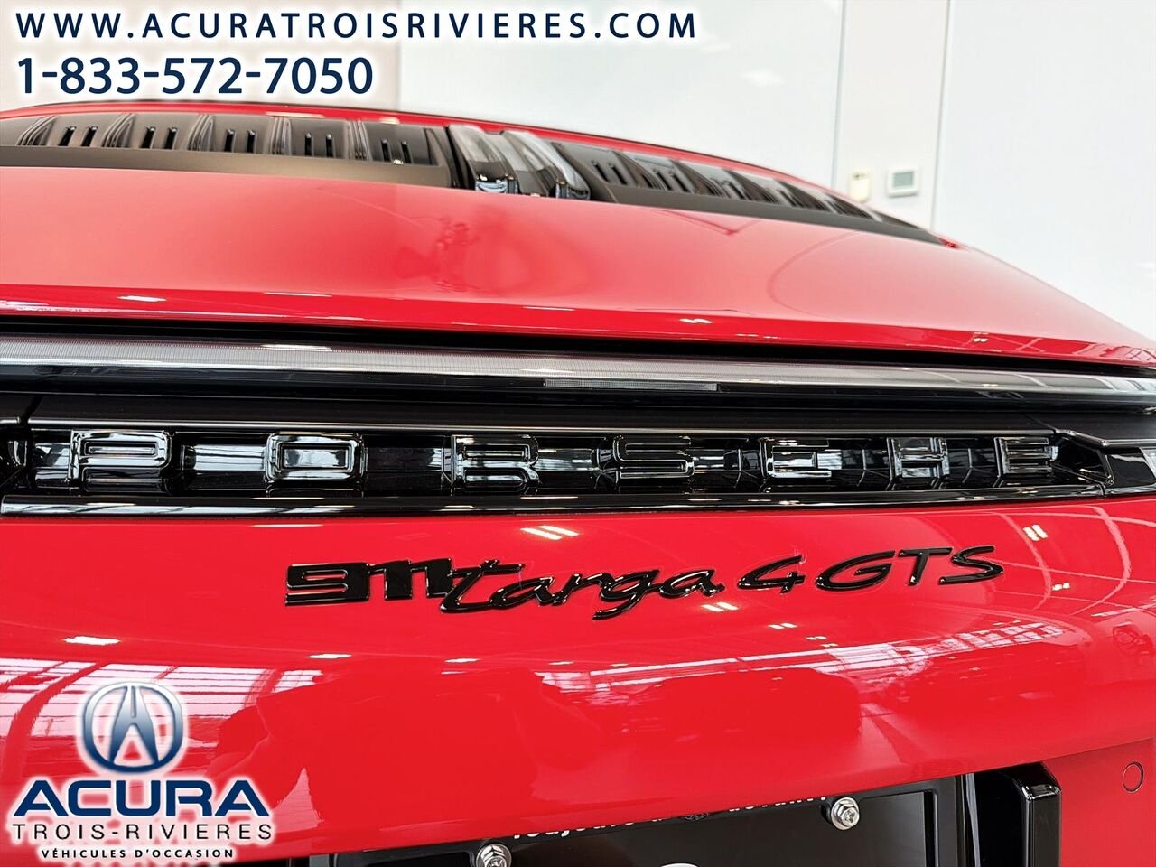 2026 Porsche 911 TARGA 4 GTS T-HYBRID Red Trois-Rivières - photo #17
