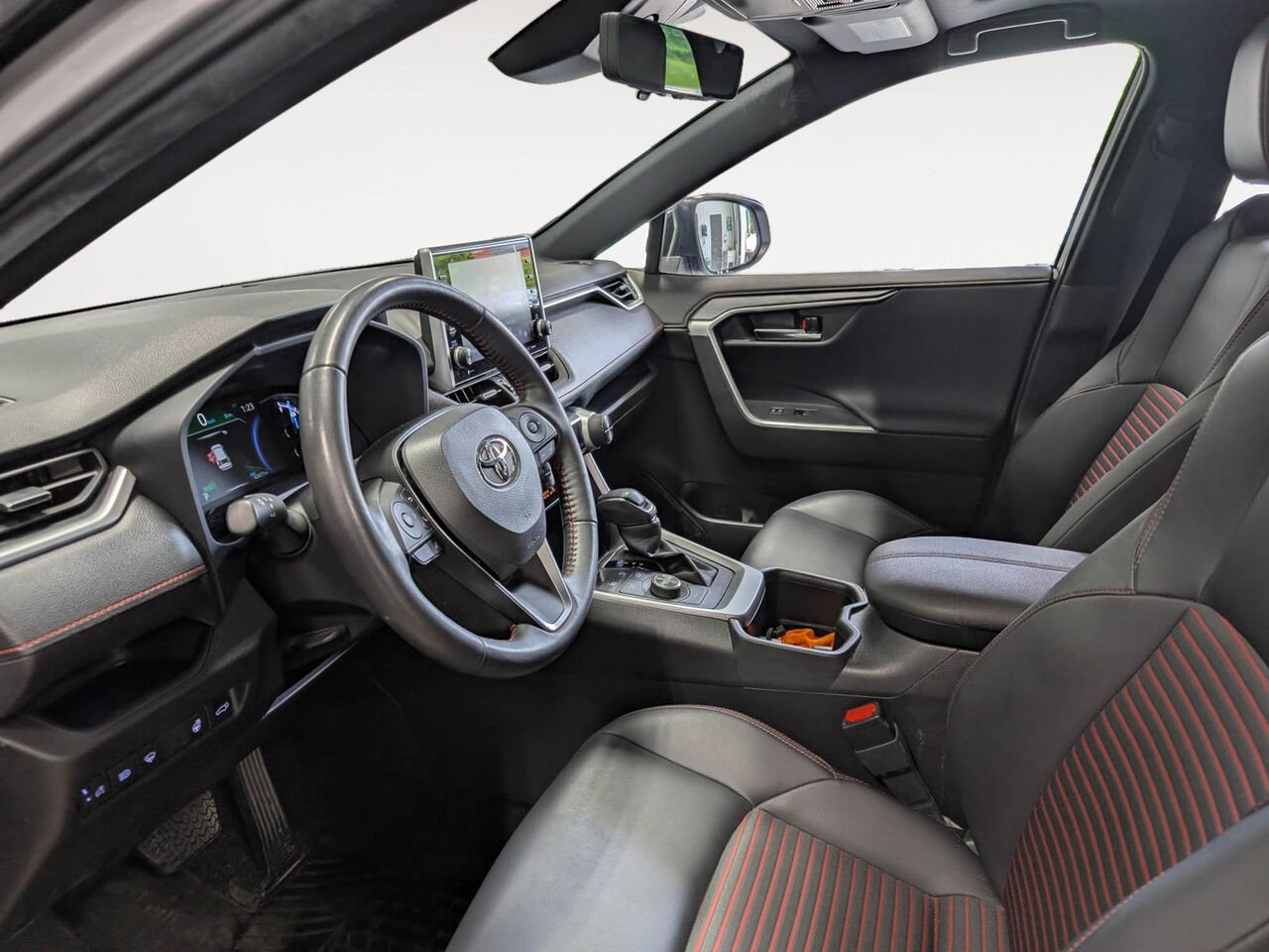 Toyota RAV4 Prime XSE PRIME-HYBRIDE BRANCHABLE/SIÈGES CHAUFFANTS/TOIT OUVRANT/VOLANT CHAUFFANT/AC BIZONE 2022 Gris Sherbrooke - photo #8