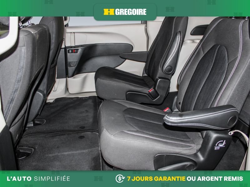 2024 Chrysler Grand Caravan Black Saint-Eustache - photo #17