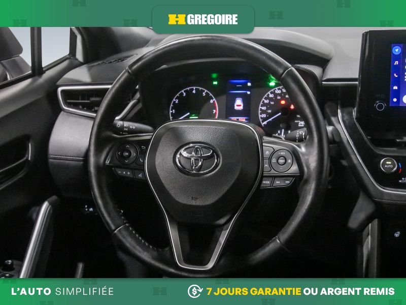 2023 Toyota Corolla White Blainville - photo #18