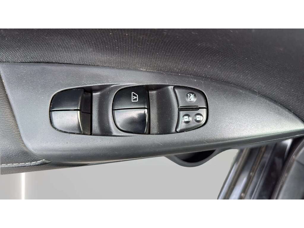 2018 Nissan Sentra Black Gatineau - photo #19