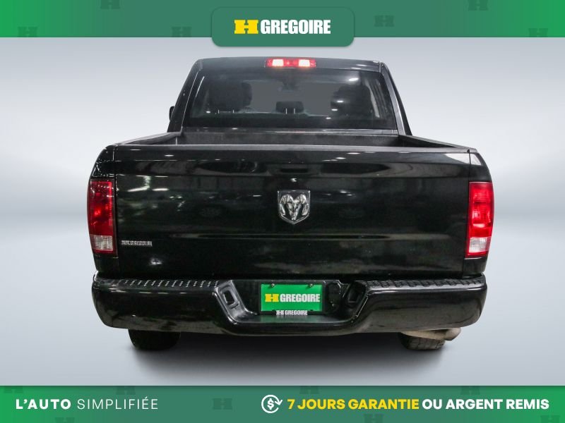 Ram 1500 729088 | ST AWD AUTO A/C GR ELECT MAGS CAM RECUL BLUETOOTH 2019 Noir Laval - photo #5