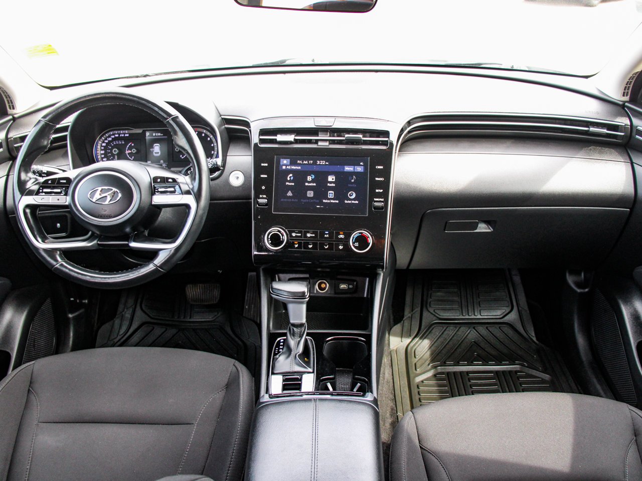 2023 Hyundai Tucson Preferred AWD White Sherwood Park - photo #29