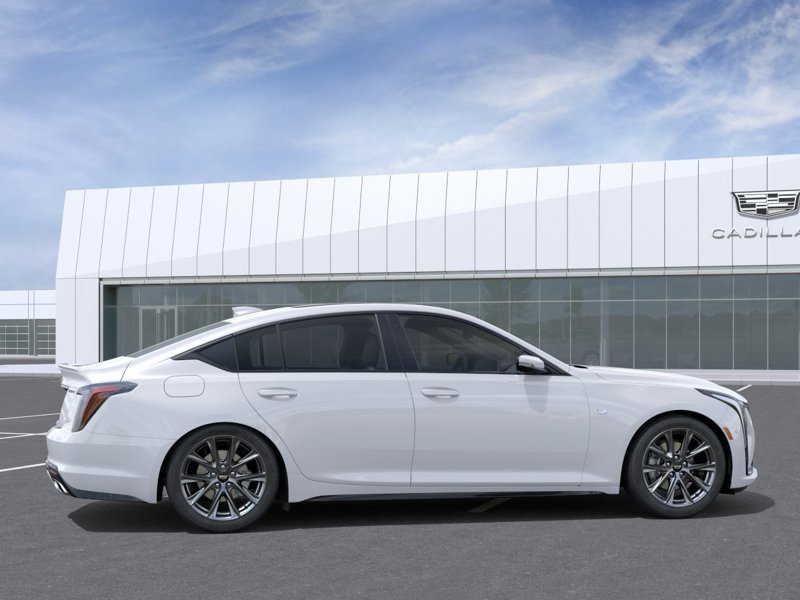 CADILLAC CT5 Berline sport 4 portes 2026 Blanc sommet