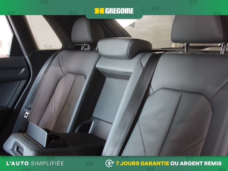 Audi Q3 821561 | Komfort AWD AUTO A/C MAGS CUIR TOIT CAM RECUL BLUE 2022 Noir Laval - photo #24