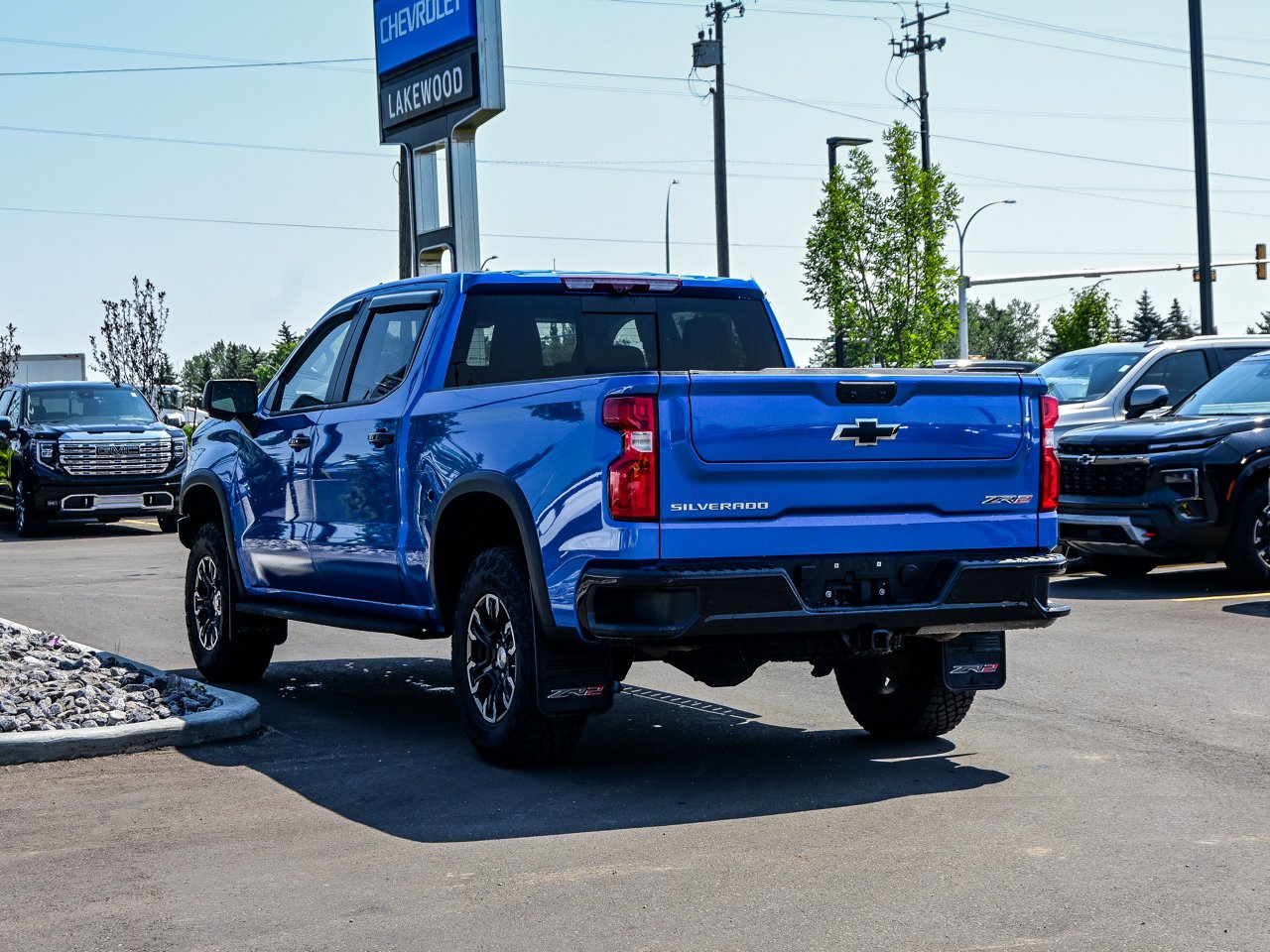 2024 Chevrolet Silverado 1500 4WD Crew Cab 147 ZR2 Blue Sherwood Park - photo #9