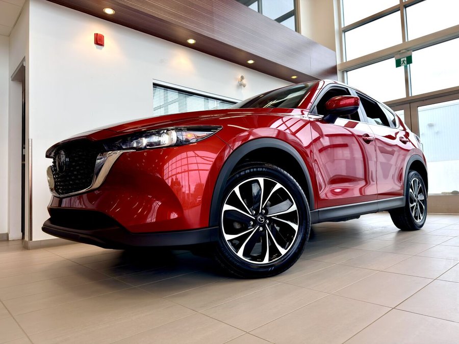 2022 Mazda CX-5 2022 Red