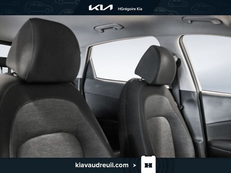 2023 Hyundai Kona Grey Saint-Eustache - photo #27