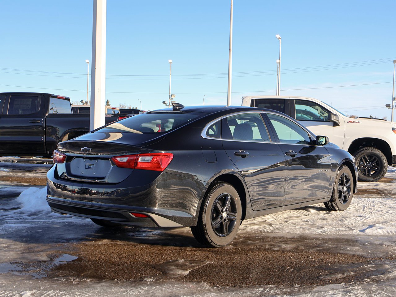 2024 Chevrolet Malibu 4dr Sdn LS Black Sherwood Park - photo #13