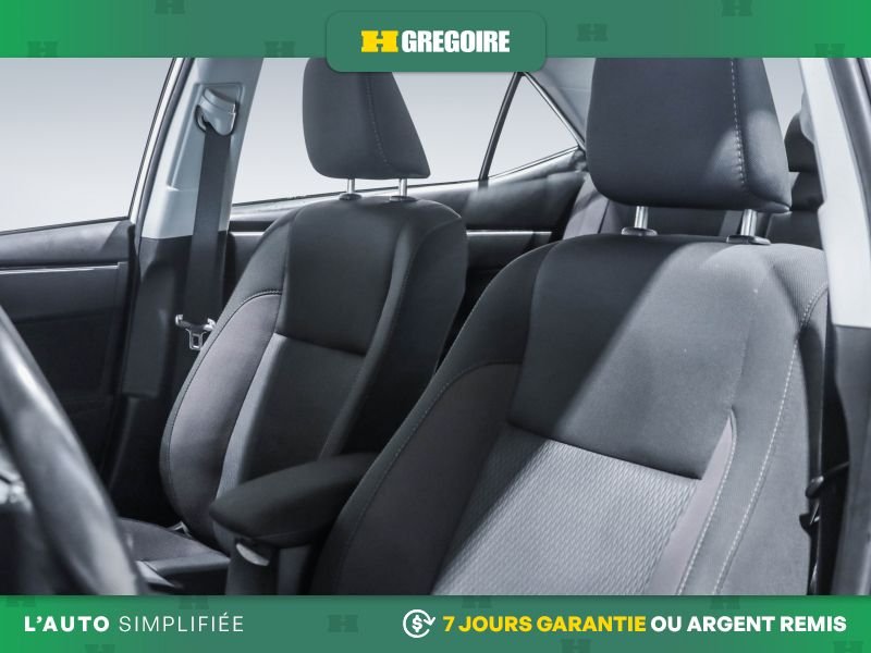 Toyota Corolla 2019 Blanc Saint-Eustache - photo #15