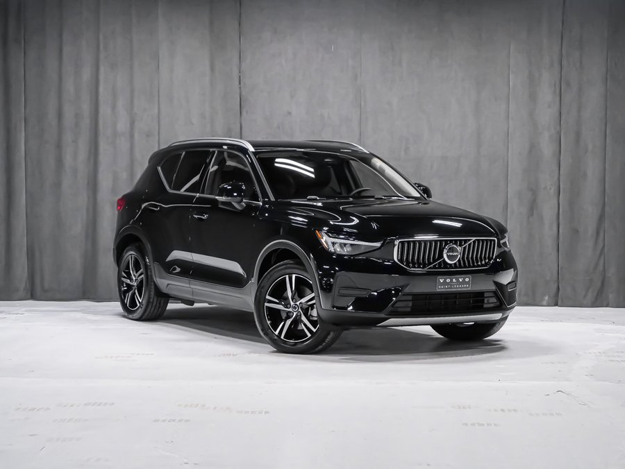 2025 Volvo XC40 B5 CORE BRIGHT CLIMATE Black