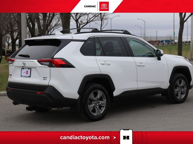 Toyota Rav 4 TR03940 | XLE AWD - TOIT OUVRANT - CAMÉRA DE RECUL - CUIR 2024 Blanc Laval - photo #8